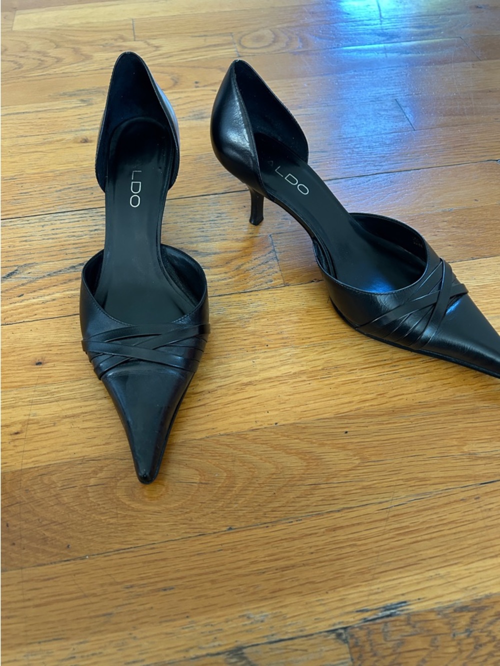 Aldo Black Pointed D'Orsay Leather Heels with Crisscross Detail size 39